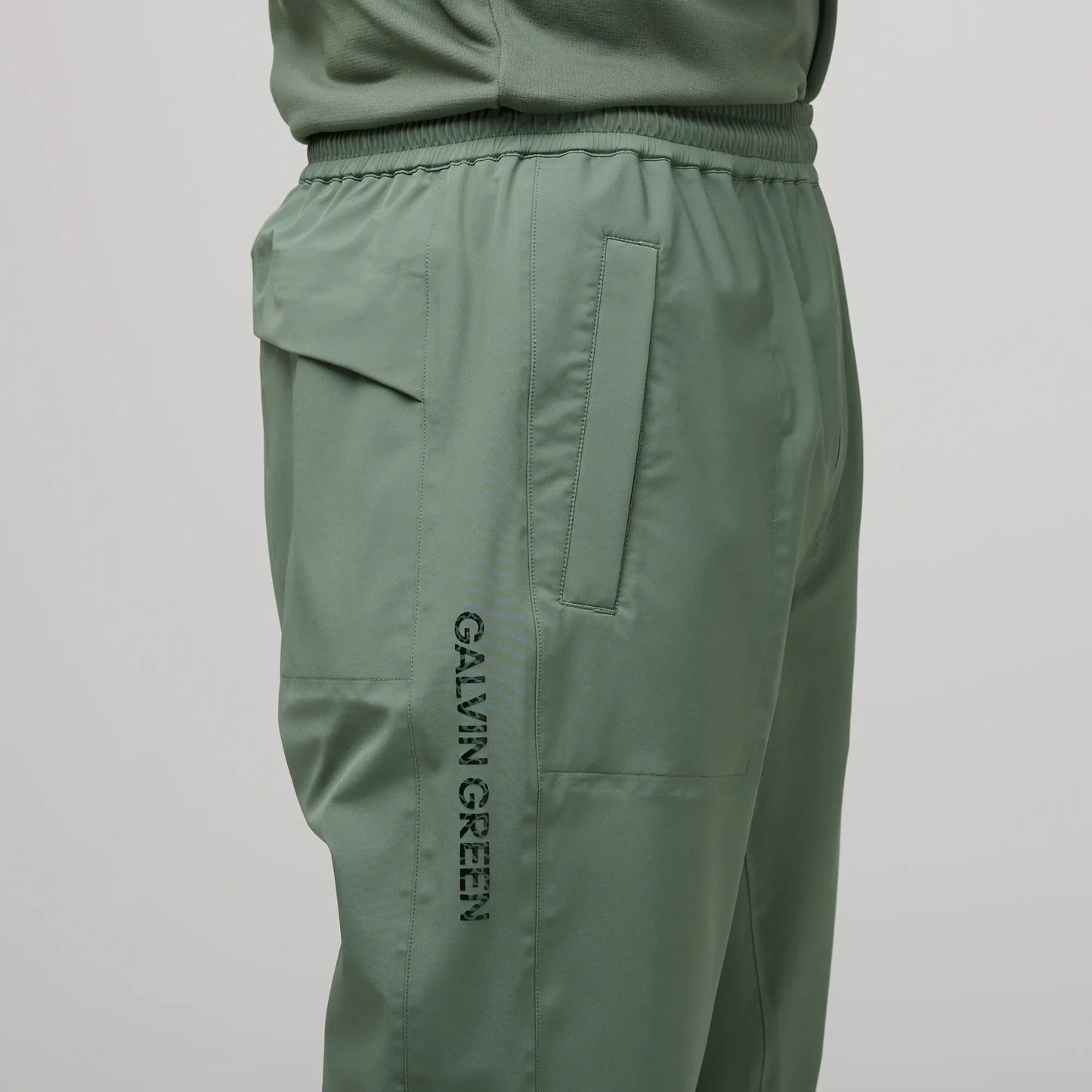 Waterproof golf pants
